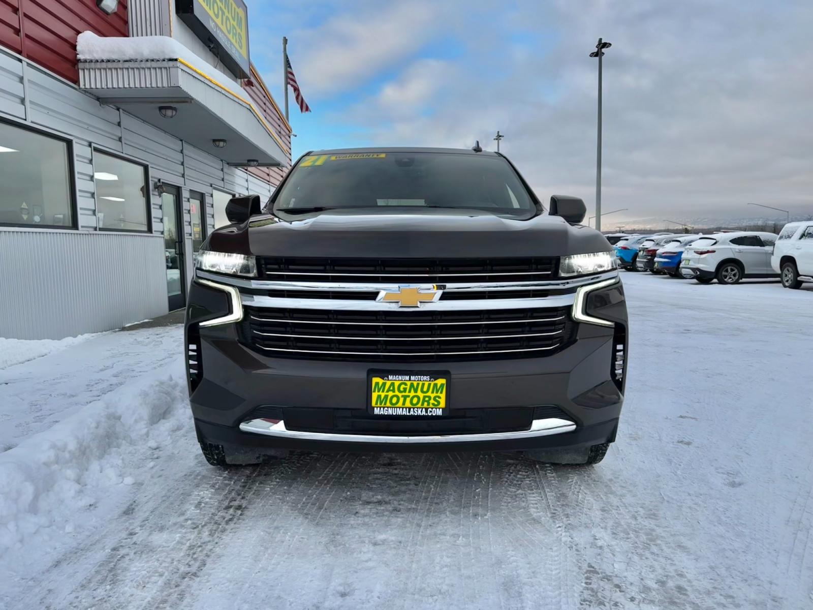 2021 Gray /Black Chevrolet Tahoe LT (1GNSKNKD0MR) with an 5.3L V8 Gasoline engine, located at 1960 Industrial Drive, Wasilla, 99654, (907) 376-5555, 61.573475, -149.400146 - Photo #7